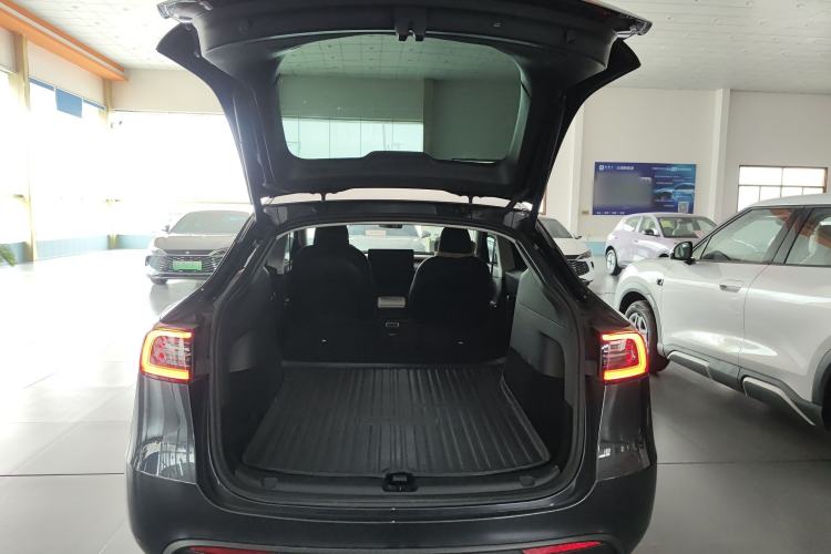 Used Tesla Model Y 2024 Rear-Wheel-Drive Version