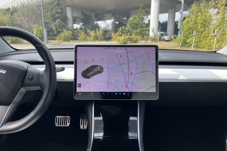 Used Tesla Model 3 2019 Long-Range Rear-Wheel-Drive Version
