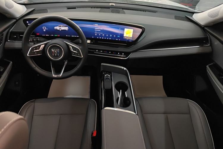 Used Buick E5 2025 Model 620KM Prestige Edition