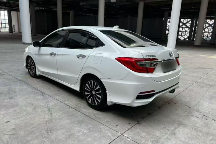 Used Honda Crider 2015 1.8L Automatic Luxury Edition
