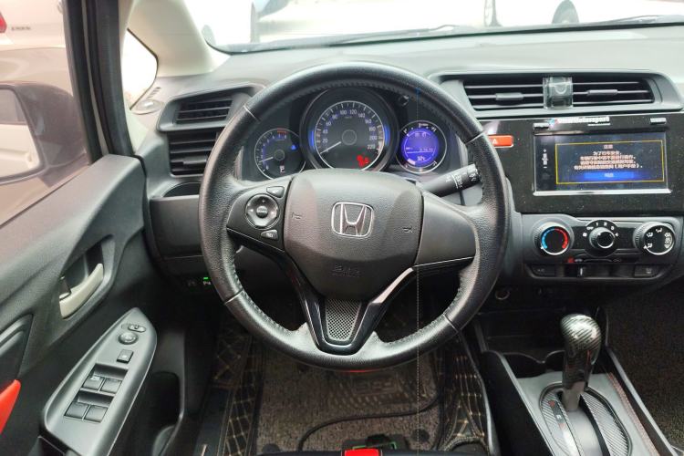 Used Honda Fit 2016 1.5L LXS CVT Comfort Sunroof Version
