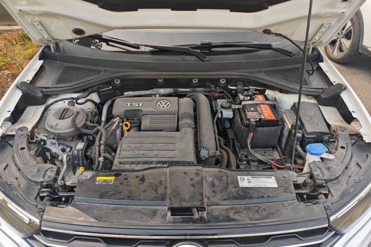 Used Volkswagen T-ROC 2018 230TSI DSG Two-Wheel Drive Advanced Version China V Standard
