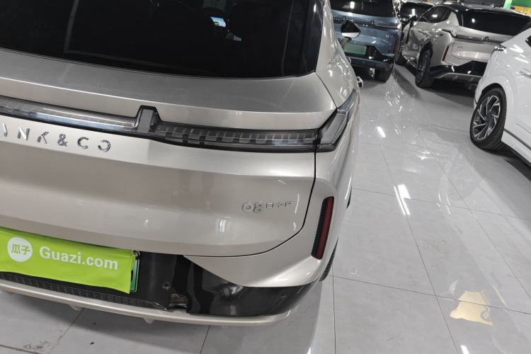 Used Lynk & Co 08 EM-P 2023 220km All-Wheel-Drive Performance Halo
