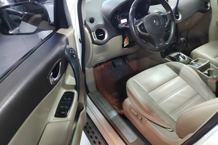 Used Renault Koleos 2013 2.5L Two-Wheel Drive Comfort Edition