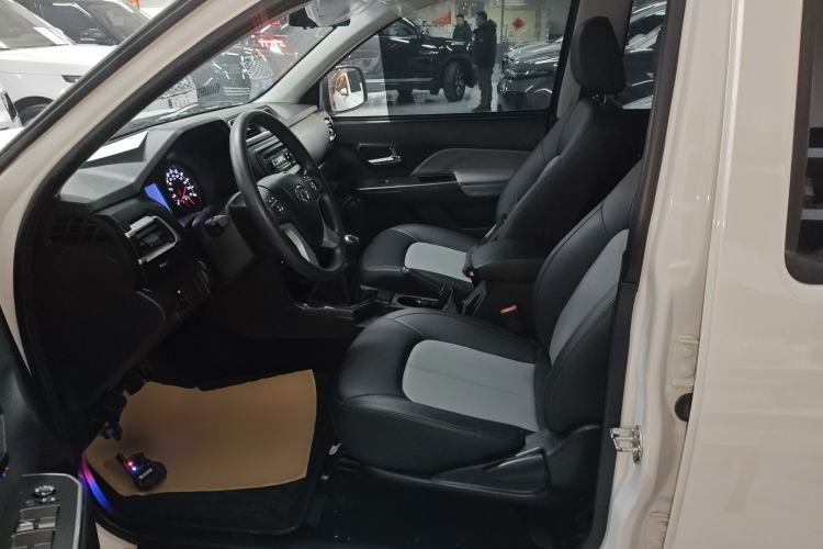 Used Great Wall Wingle 5 2023 2.4L Gasoline Two-Wheel-Drive Entry-Level Big Double
