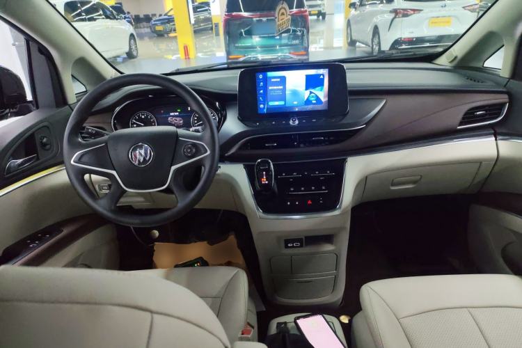 Used Buick GL8 2023 Land Executive Class Comfort Model
