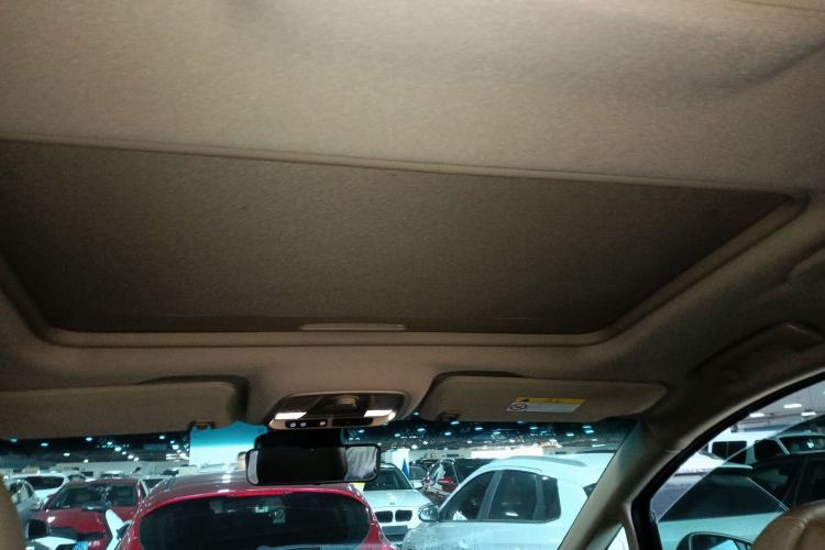 Used Buick GL8 2020 ES Land Cruiser 653T Luxury Model
