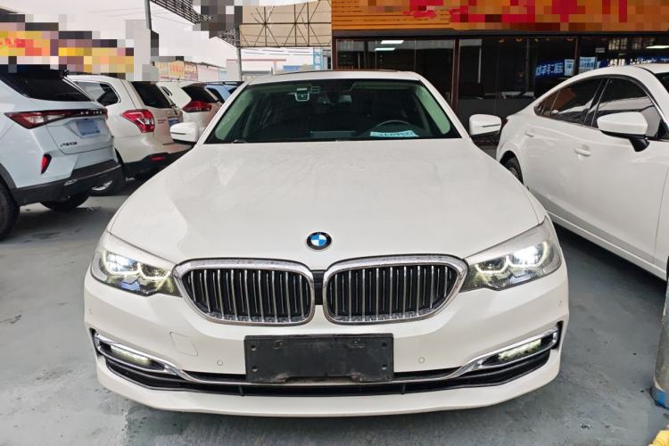 Used BMW 5 Series 2019 525Li Luxury Package
