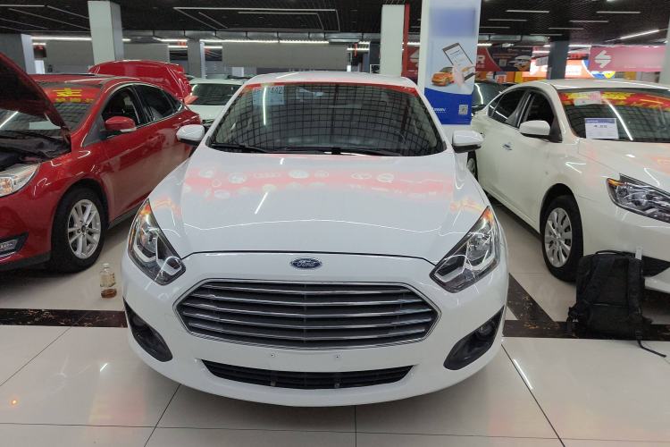 Used Ford Escort 2015 1.5L Automatic Comfort Model
