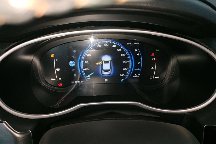 Used Geely Auto Emgrand X7 Sport 2022 1.8TD DCT Zhiya Trim
