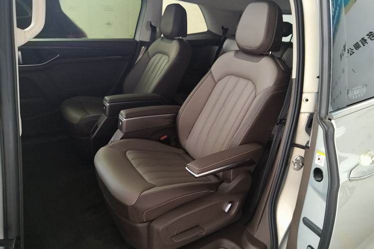 Used Volkswagen Viloran 2024 330TSI Luxury Edition