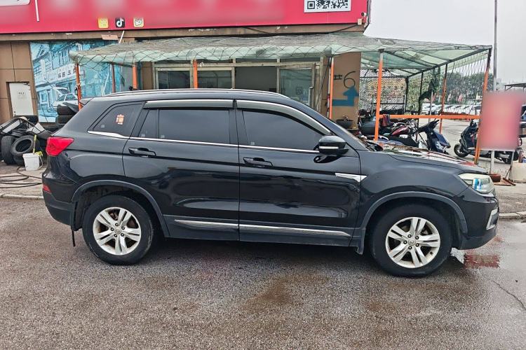 Used Changan CS75 2016 2.0L Manual Comfort Version China V Standard
