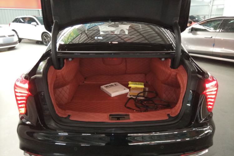 Used Hongqi H5 2025 2.0T Automatic Flagship 500 000th Unit Anniversary Edition
