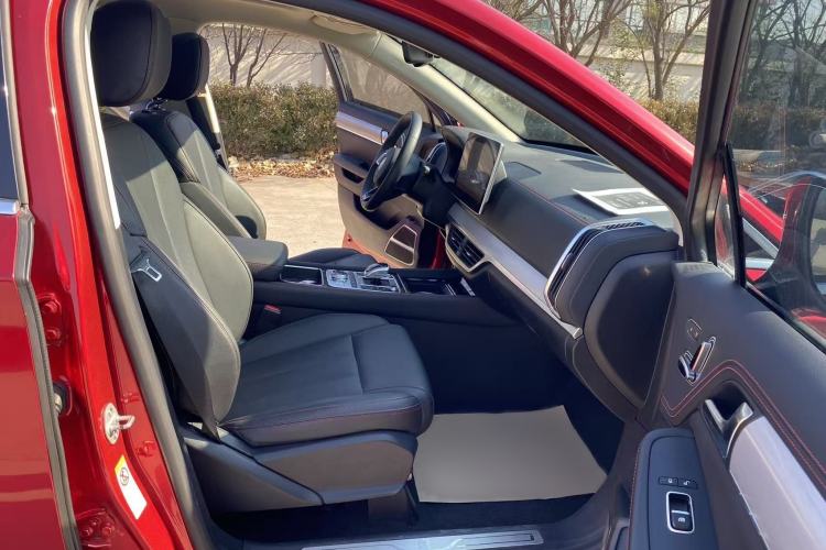 Used BYD Tang New Energy 2018 DM 2.0T All-Wheel Drive Smart Connectivity Luxury Model 7 Seats China V Emission Standard