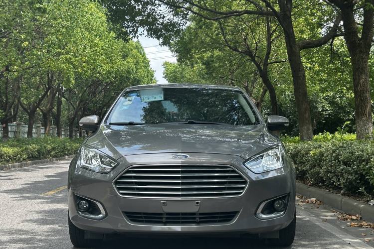 Used Ford Escort 2015 1.5L Automatic Comfort Model
