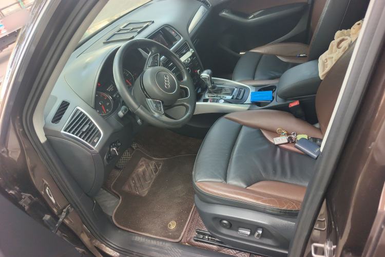 Used Audi Q5 2018 Collector's Edition 40 TFSI Technology Model