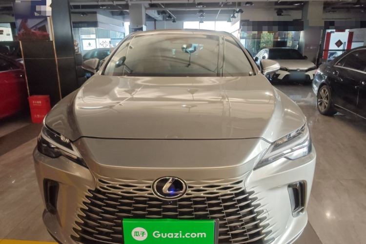 Used Lexus RX 2023 350h Two-Wheel Drive Enjoyment Version

