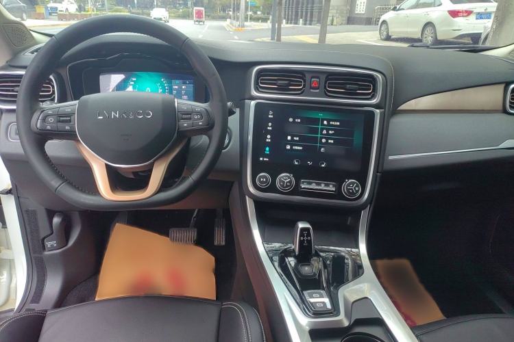 Used Lynk & Co 01 2017 2.0T Two-Wheel-Drive Version
