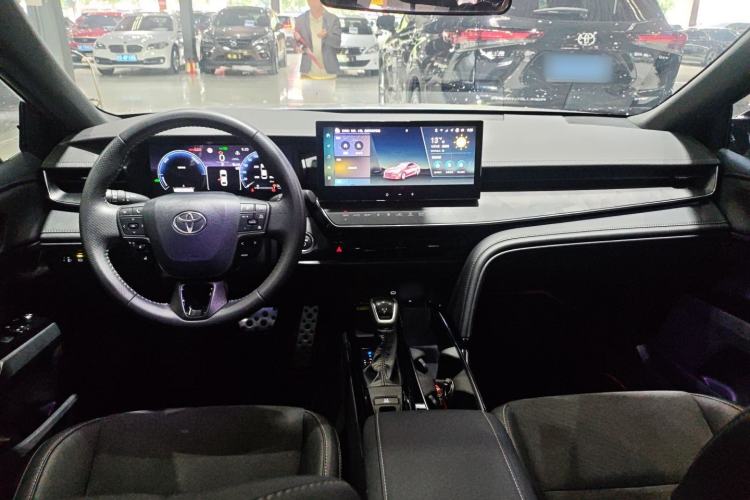 Used Toyota Camry 2024 Dual-Motor 2.0HS Sport Edition
