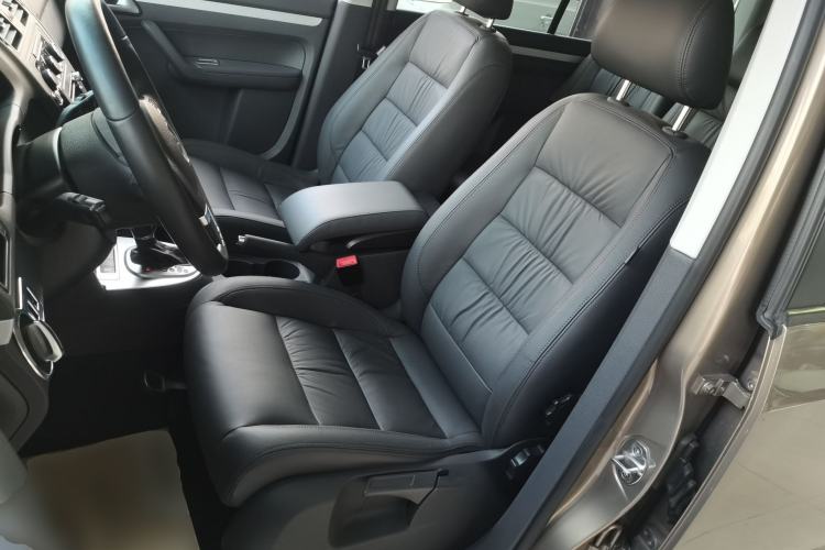 Used Volkswagen Touran 2015 1.4T DSG Comfort Edition 5 Seats