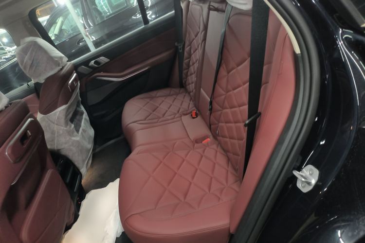 Used BMW X5 2023 xDrive 30Li Luxury M Sport Night Edition Package
