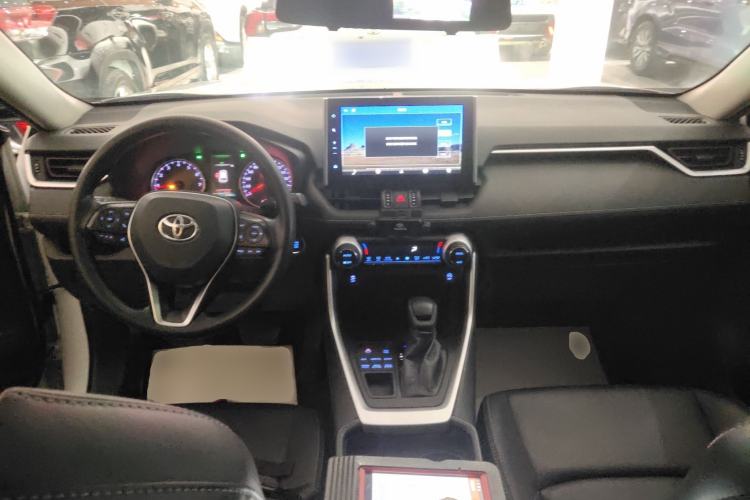 Used Toyota Wildlander 2020 2.0L CVT 4x4 Luxury Edition
