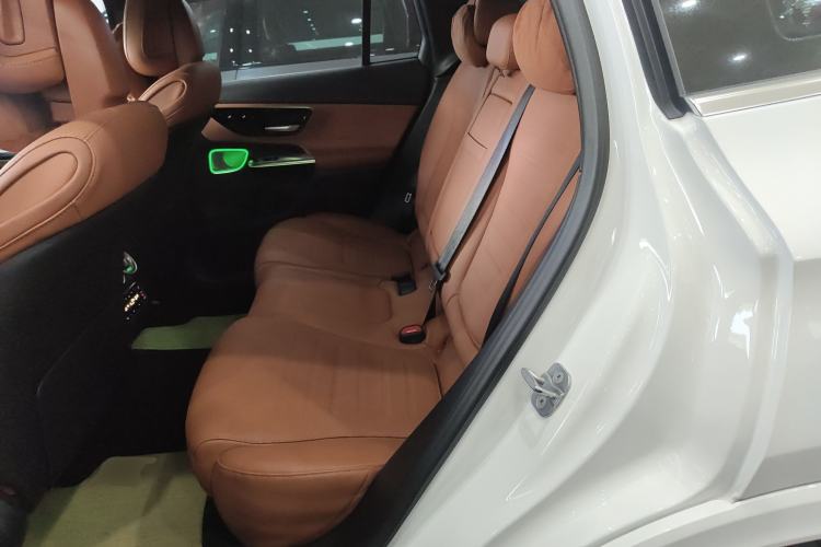 Used Mercedes-Benz GLC 2023 GLC 300 L 4MATIC Dynamic Edition 5-seater