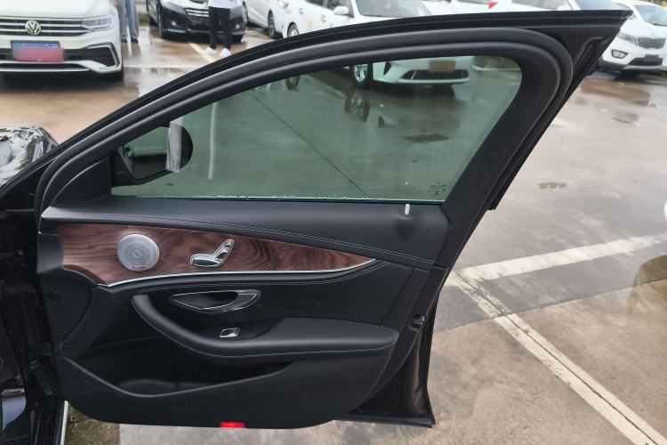 Used Mercedes-Benz E-Class 2020 Facelift E 260 L
