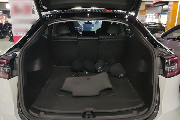 Used Tesla Model Y 2022 Rear-Wheel-Drive Version
