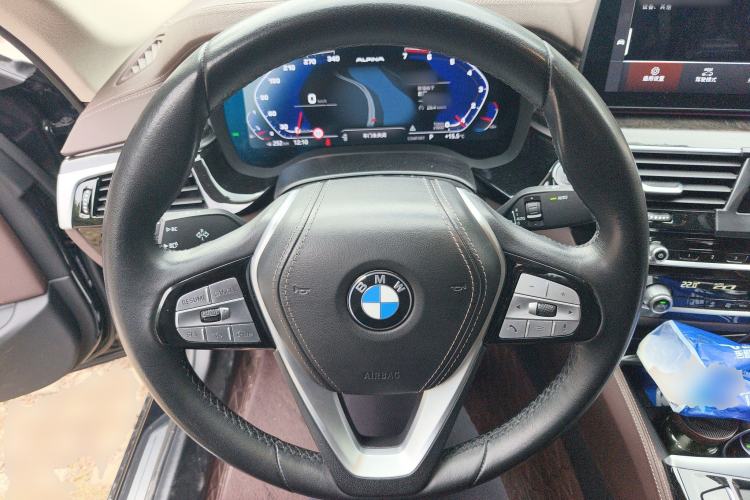 Used BMW 5 Series 2022 525Li Luxury Package
