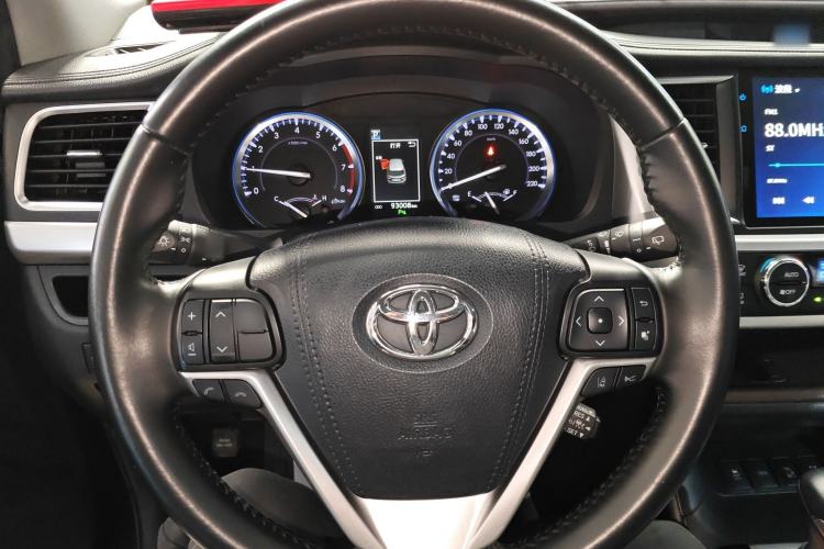 Used Toyota Highlander 2018 2.0T Four-Wheel Drive Prestige Version 7 Seats China VI Standard