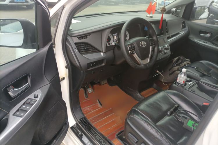 Used Toyota Sienna 2016 3.5L Two-Wheel Drive 7-Seater Parallel Import