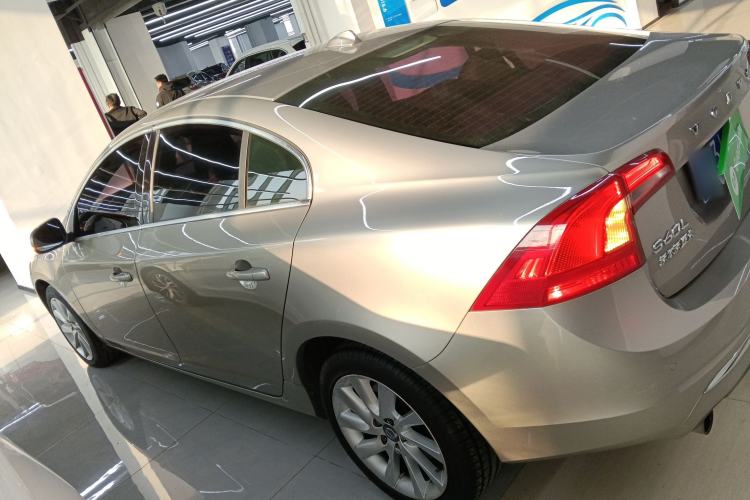 Used Volvo S60 2016 S60L T4 Zhiyuan Edition
