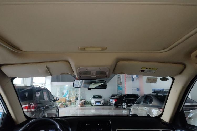 Used Yema T70 2016 1.8L Manual Elite Version
