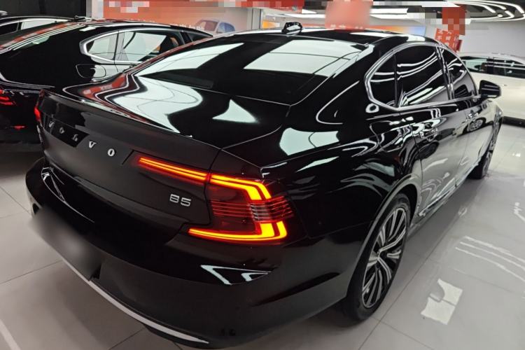Used Volvo S90 2025 B5 Zhiyuan Luxury Edition
