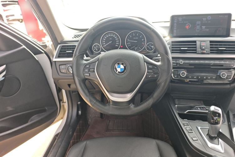 Used BMW 3 Series 2016 320Li Fashion Model

