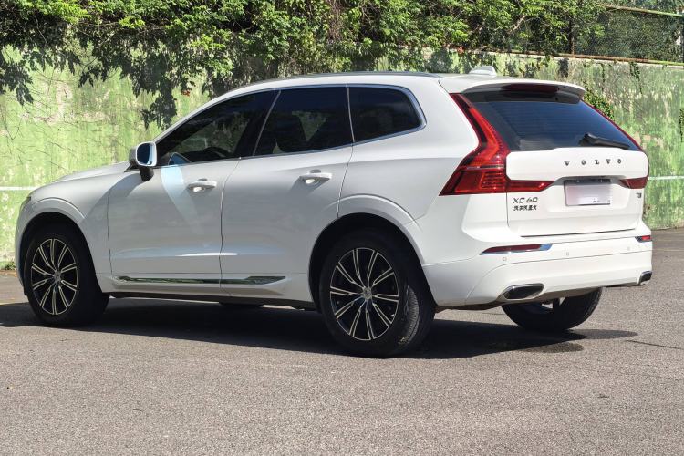 Used Volvo XC60 2021 T5 4x4 Smart Luxury Edition
