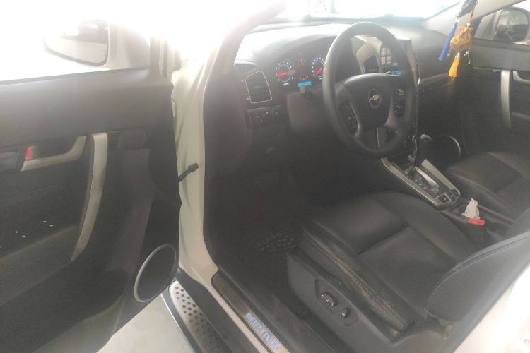 Used Chevrolet Captiva 2014 2.4L 4x4 Flagship Edition 7 Seats