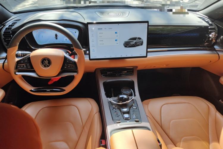 Used BYD Han 2022 DM-i 121KM Luxury Model
