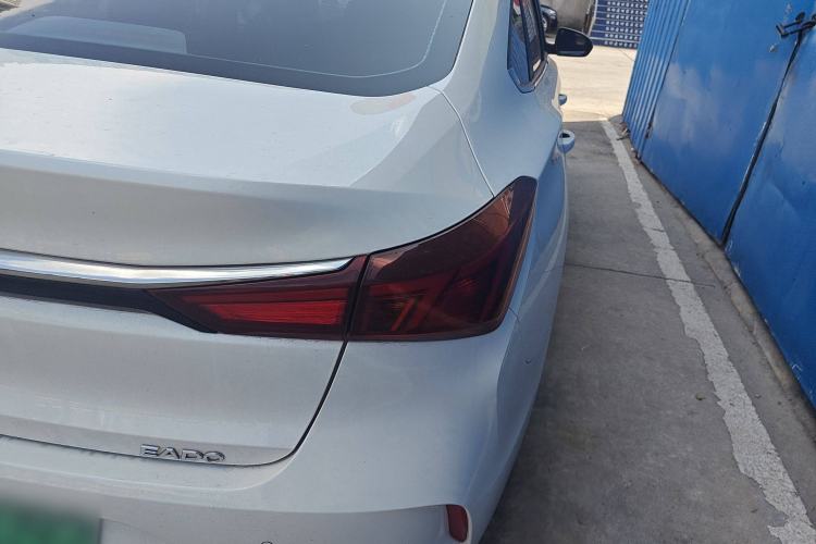 Used Changan Eado New Energy 2022 EV460 Smart Ride-Hailing Edition – Lithium Iron Phosphate
