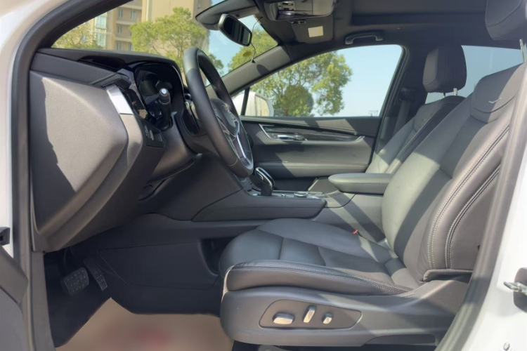 Used Cadillac XT5 2020 28T Luxury Version
