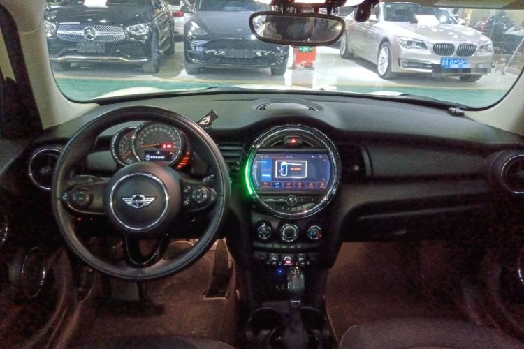 Used  MINI 2016 1.2T ONE Pioneer Edition Five-Door Version