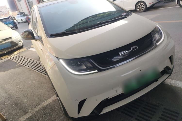 Used BYD Dolphin 2023 420 km Fashion Edition
