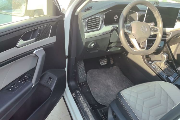 Used Volkswagen Tayron 2023 300TSI Two-Wheel-Drive Luxury Plus Advanced Edition