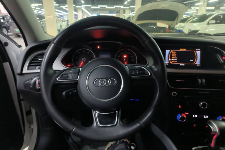 Used Audi A4L 2015 35 TFSI Automatic Standard Model
