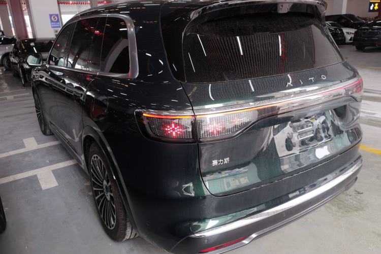 Used Hima AITO M8 2025 Extended-Range Ultra Version 53.4 kWh 6-Seater Edition
