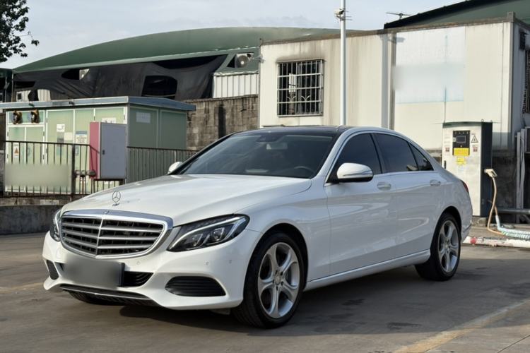 Used Mercedes-Benz C-Class 2015 C 260 L
