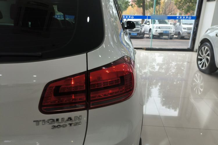 Used Volkswagen Tiguan 2017 300TSI Automatic Two-Wheel Drive Silk Road Comfort Edition
