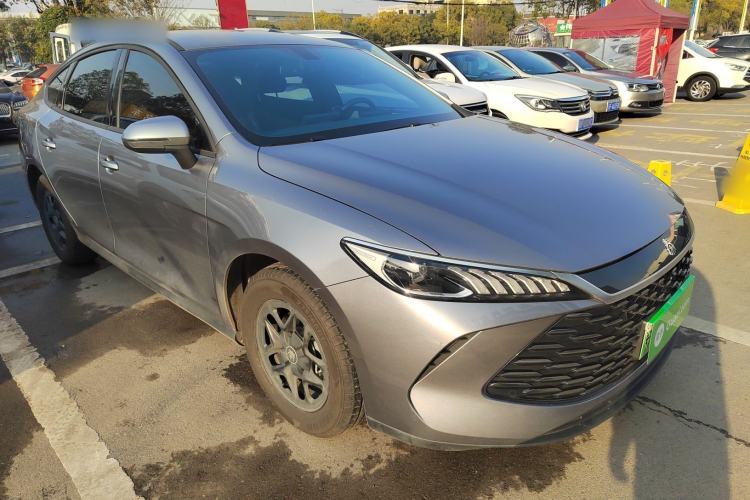 Used BYD Qin PLUS 2025 DM-i Smart Drive 55KM Leading Model
