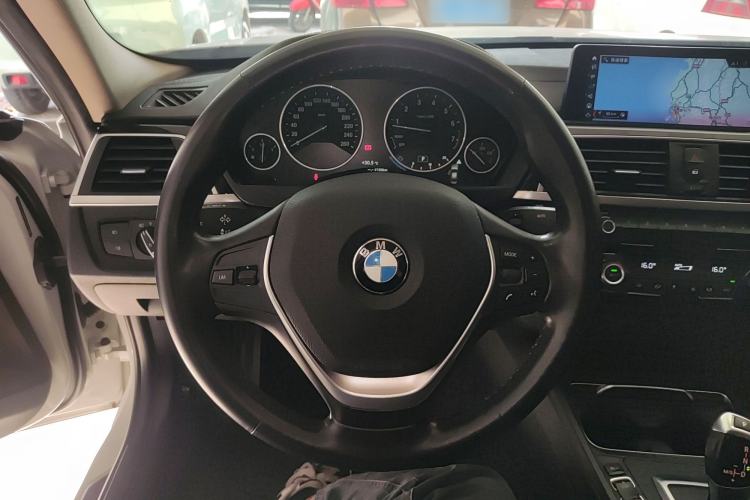 Used BMW 3 Series 2019 320Li Fashion Model
